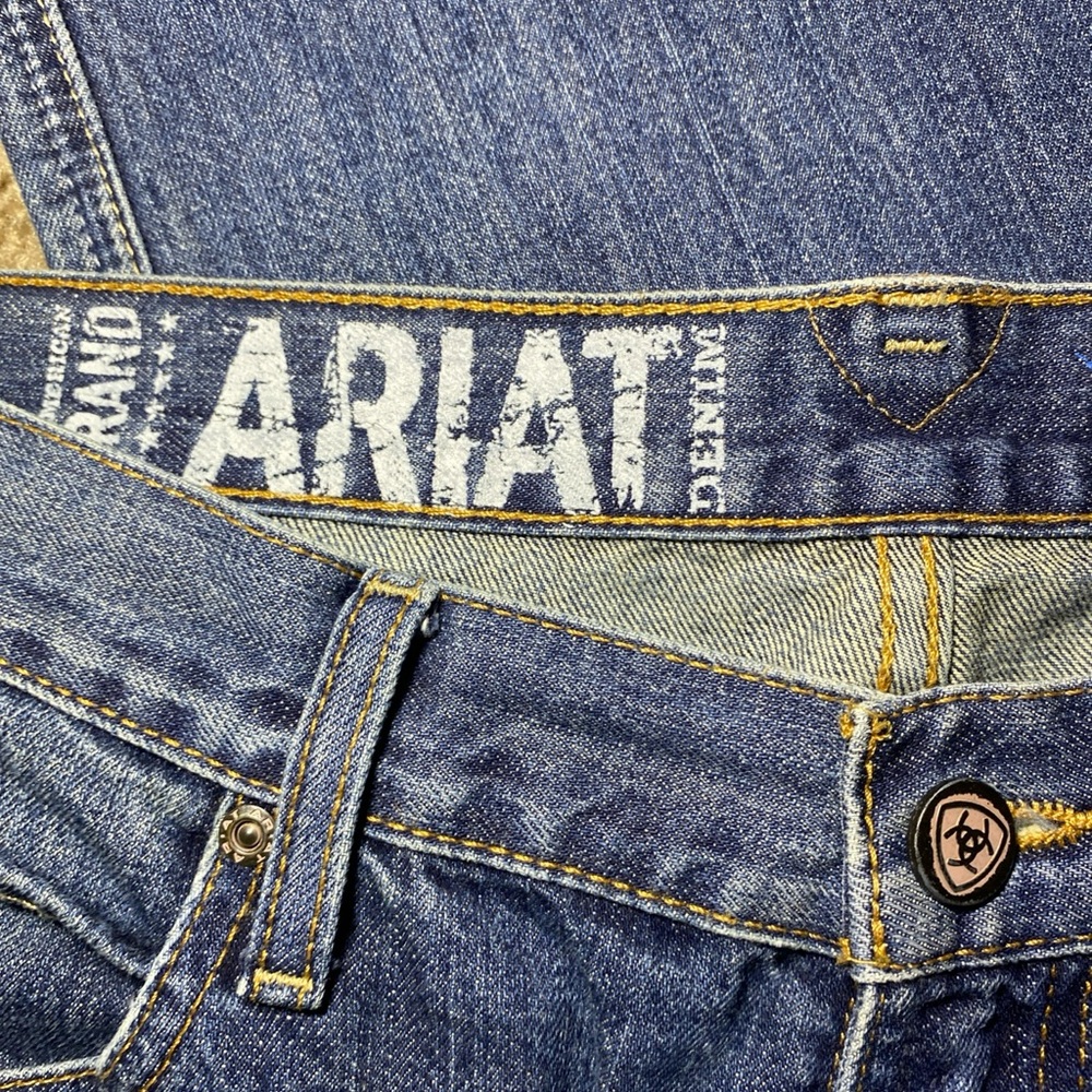 ARIAT Legacy M2 Men’s 35x36 Relaxed Boot Cut Jeans Blue Denim Western - Picture 5 of 9